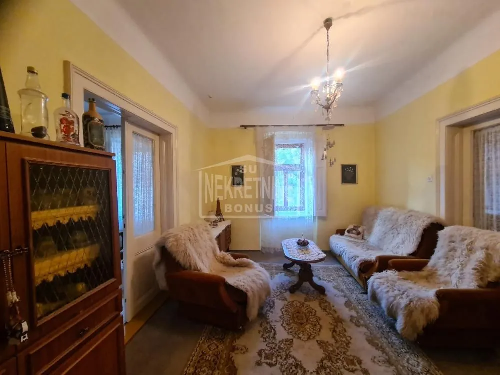 Prodaja, kuća, 263m², Bajmok, Subotica