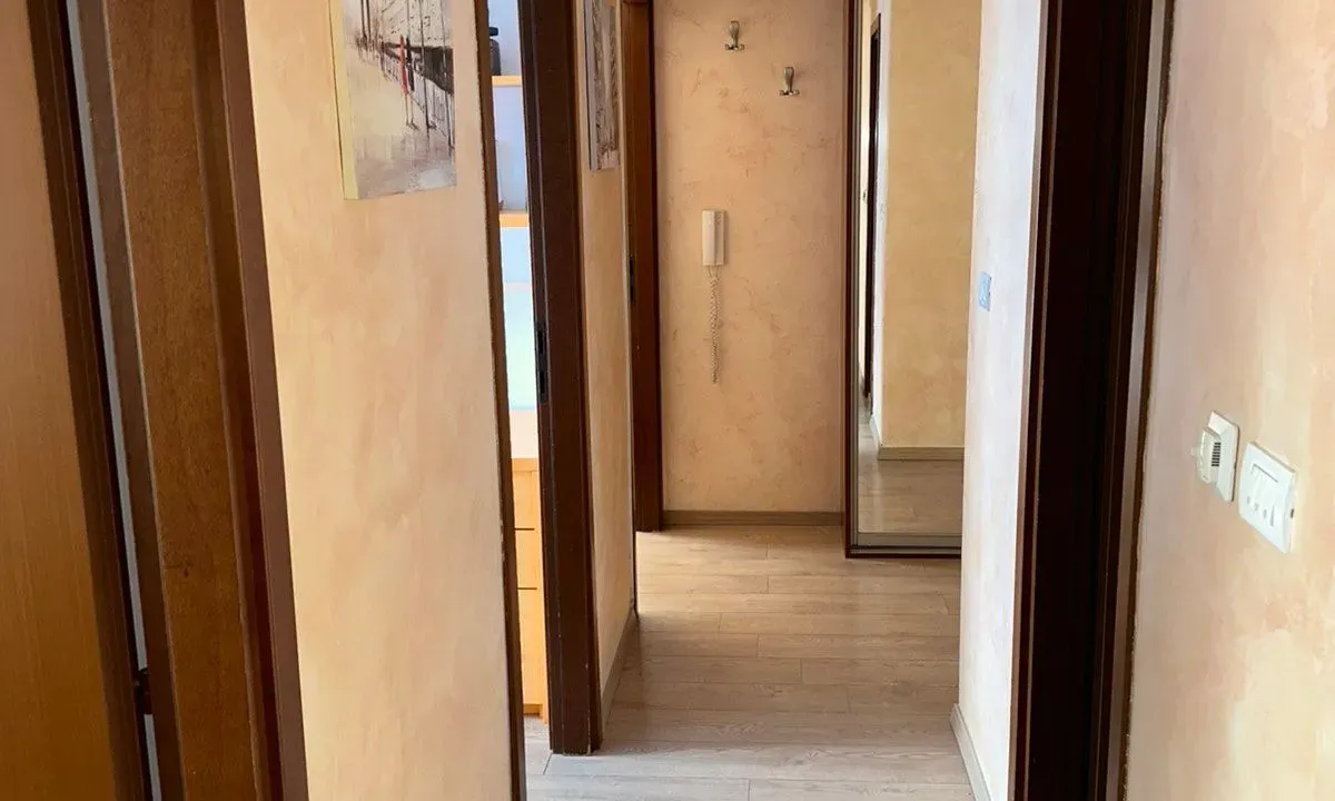 Izdavanje, dvosoban stan, 75m², City Kvart, Podgorica