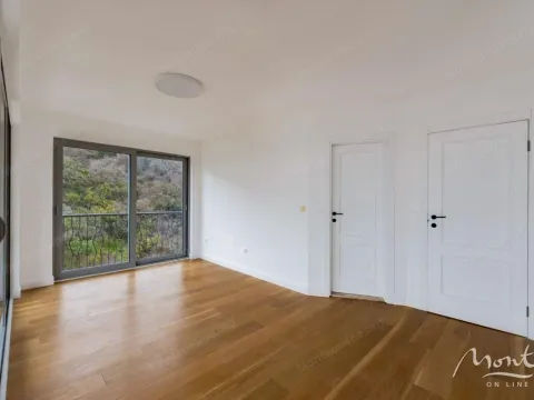 Sale, three bedroom apartment, 160m², Pržno, Budva - image 9