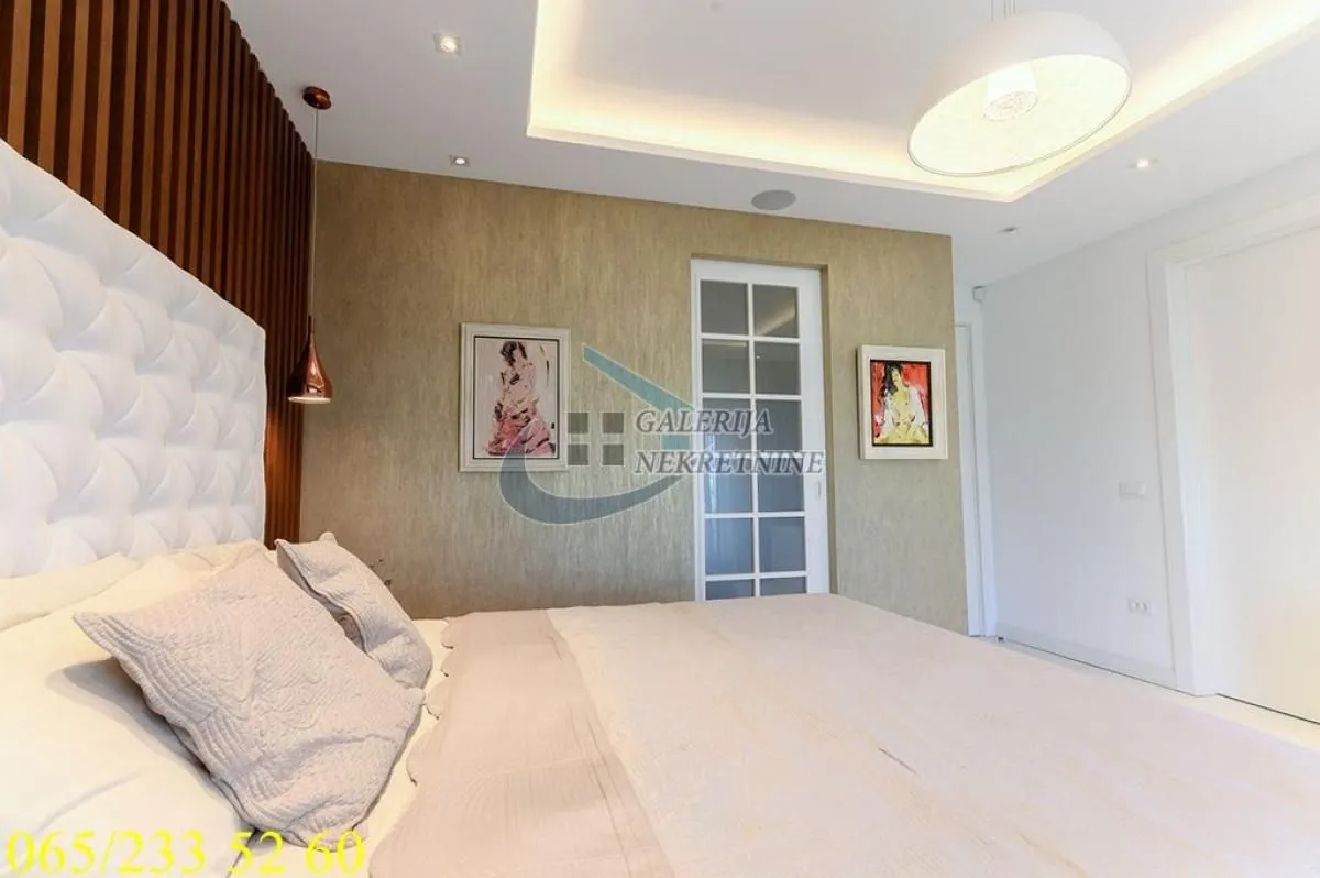 Sale, two bedroom apartment, 131m², Savski Venac, Beograd