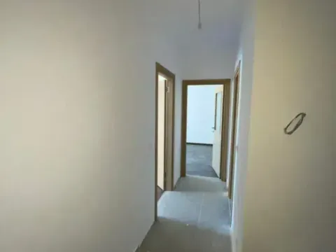 Prodaja, dvosoban stan, 80m², Pobrežje, Podgorica - image 3