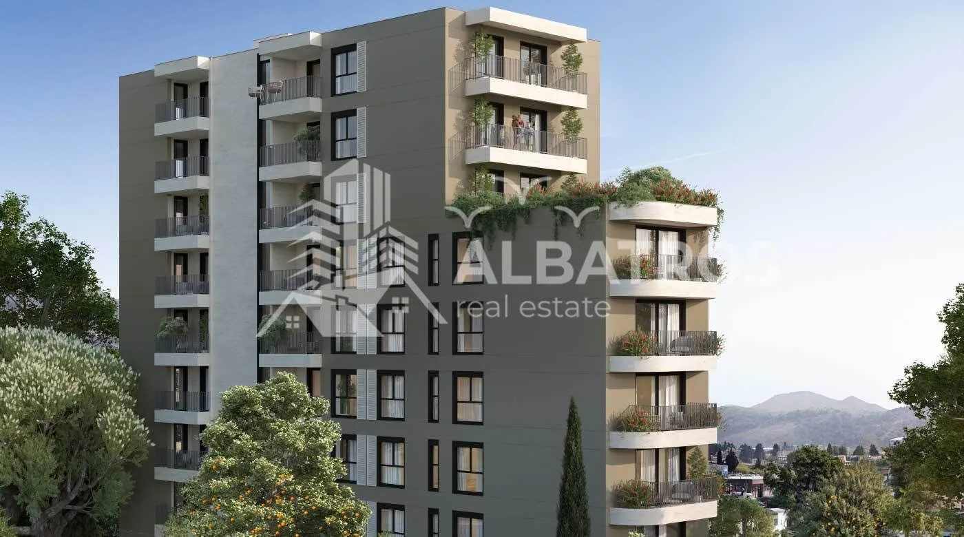 Sale, two bedroom apartment, 75m², Centar, Bar