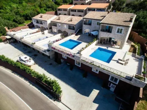 Rent, house, 150m², Reževići, Budva - image 3