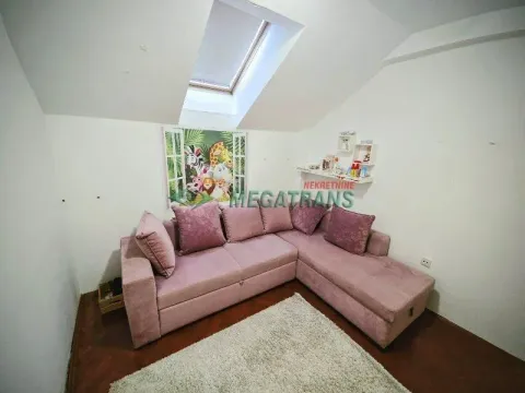 Izdavanje, trosoban stan, 80m², Adamovićevo Naselje, Novi Sad Sve Podlokacije - image 14