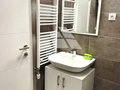 Izdavanje, jednosoban stan, 30m², Crveni Krst, Beograd - image 6