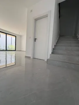 Prodaja, kuća, 166m², Lastva Grbaljska, Kotor - image 8
