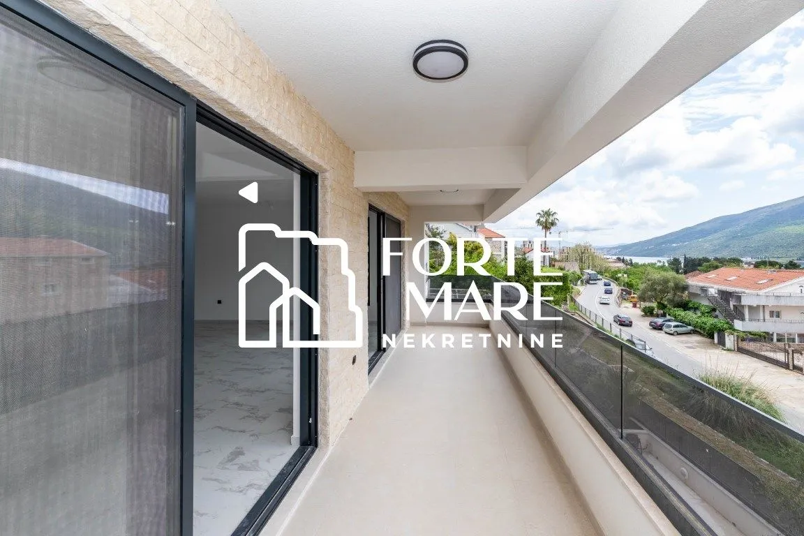 Prodaja, trosoban stan, 100m², Kumbor, Herceg Novi