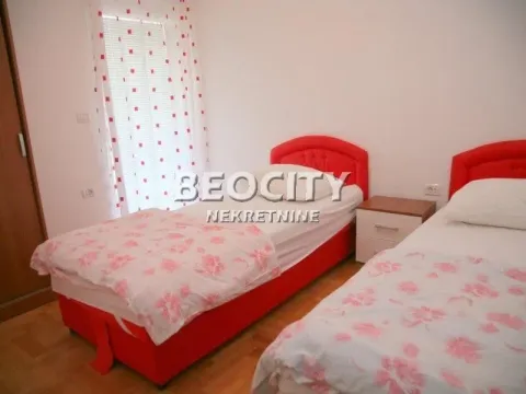 Sale, house, 519m², Centar, Tivat - image 15