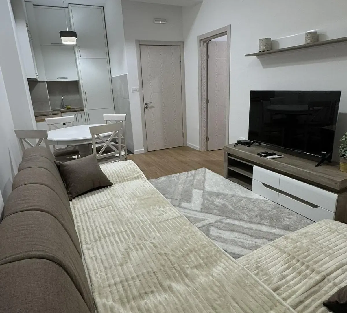 Rent, one bedroom apartment, 35m², Ljubović, Podgorica