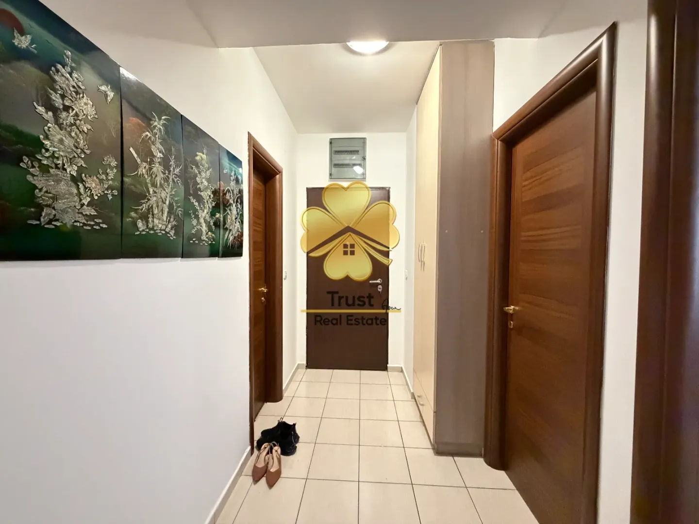 Izdavanje, trosoban stan, 95m², City Kvart, Podgorica