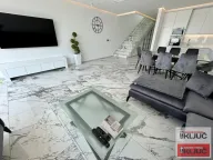 Izdavanje, kuća, 180m², Sremska Kamenica, Petrovaradin - image 22