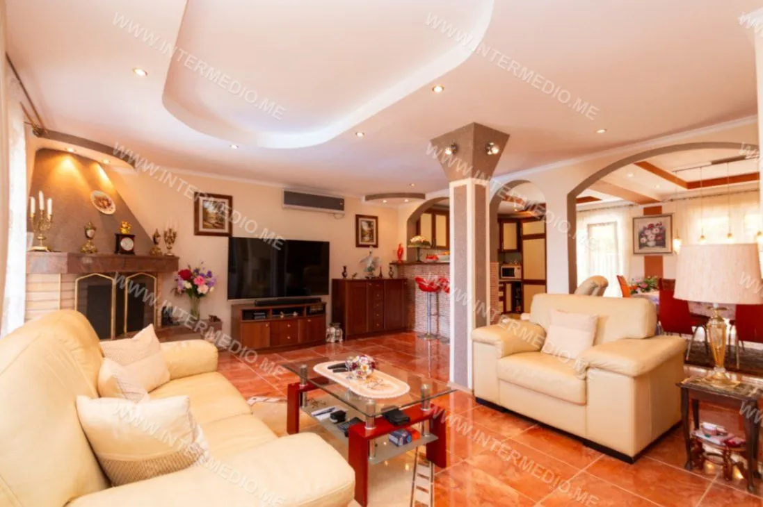 Prodaja, kuća, 181m², Kumbor, Herceg Novi
