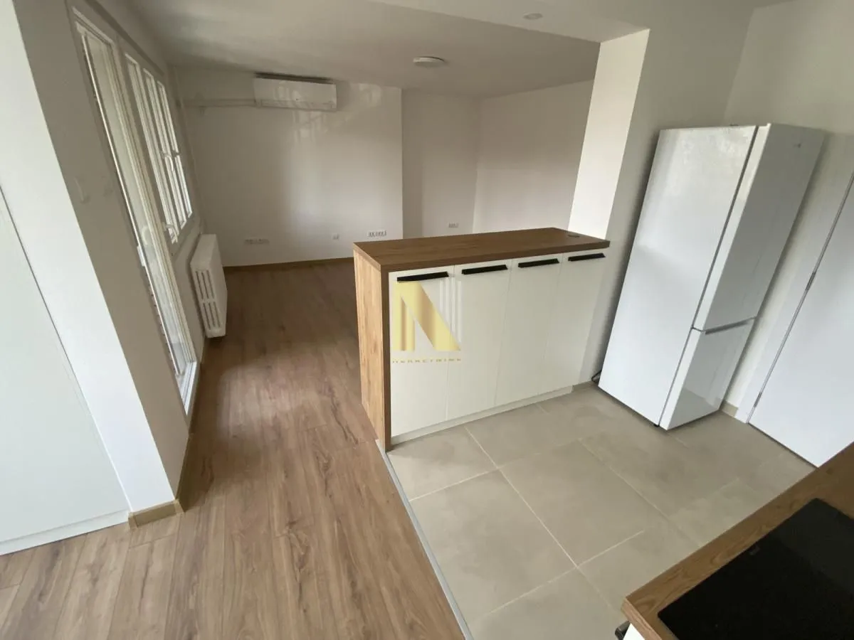 Rent, four bedroom apartment, 80m², Novo naselje, Novi Sad