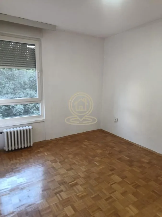 Izdavanje, trosoban stan, 92m², Bulevar Oslobodjenja, Novi Sad Sve Podlokacije