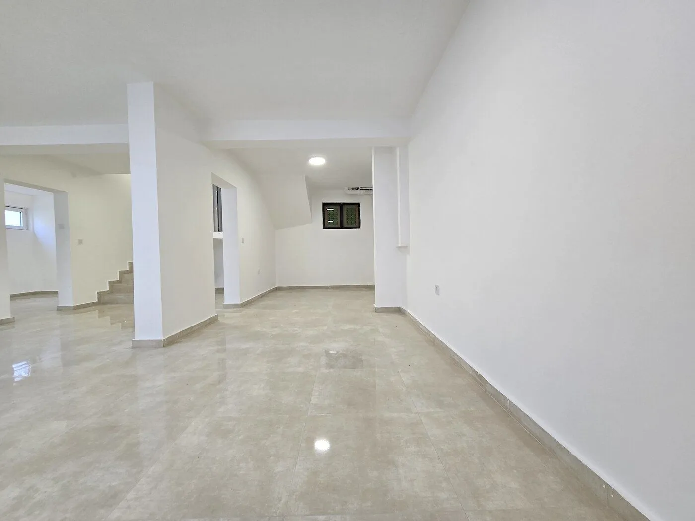 Rent, office space, 337m², Stari Aerodrom, Podgorica