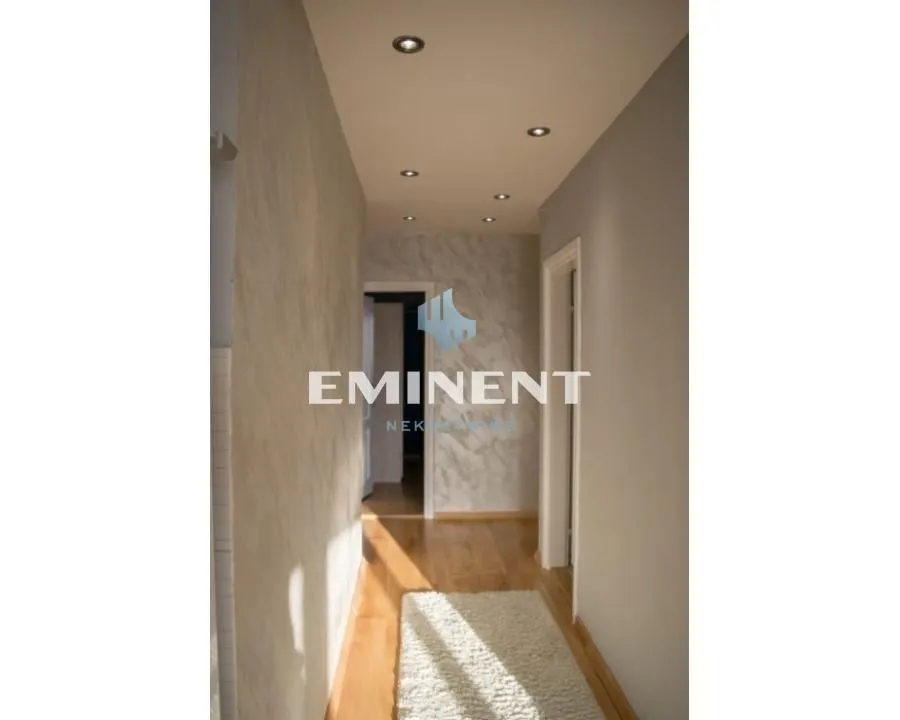 Sale, house, 200m², Ledine, Beograd