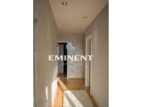 Prodaja, kuća, 200m², Ledine, Beograd - image 6