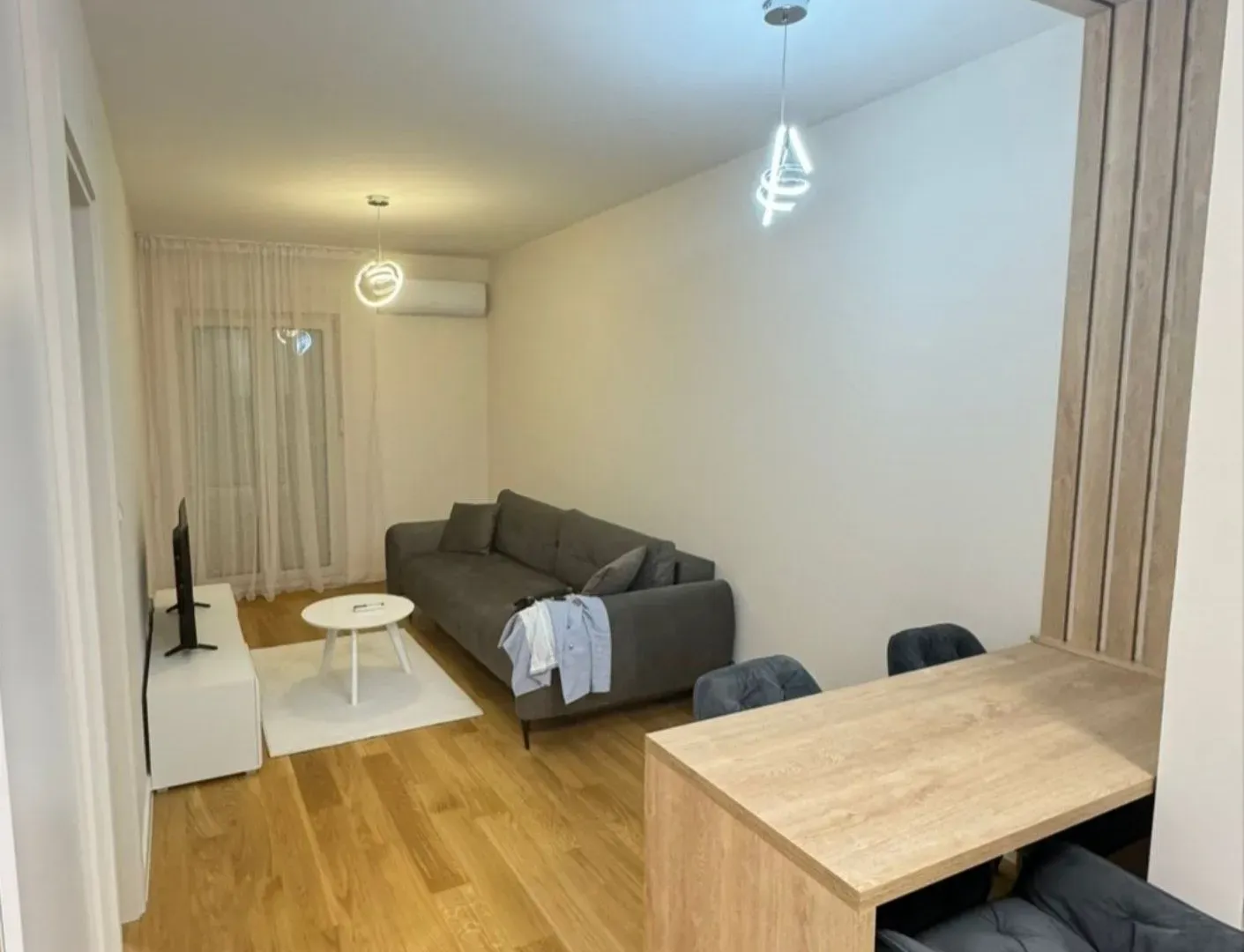 Izdavanje, stan, 39m², Central Point, Podgorica