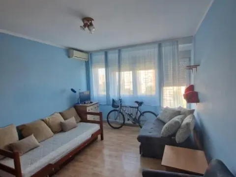 Izdavanje, dvosoban stan, 61m², Novi Beograd Blok 45, Novi Beograd Sve Podlokacije - image 8
