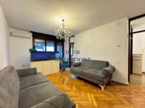 Prodaja, trosoban stan, 96m², Blok 6, Podgorica - image 11