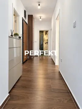Prodaja, trosoban stan, 95m², Pančevo, Srbija - image 9