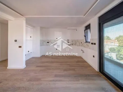 Prodaja, četvorosoban stan, 197m², Južni Bulevar, Vračar Sve Podlokacije - image 4