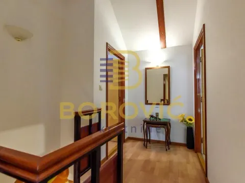 Sale, four bedroom apartment, 104m², Stari Grad, Beograd - image 17