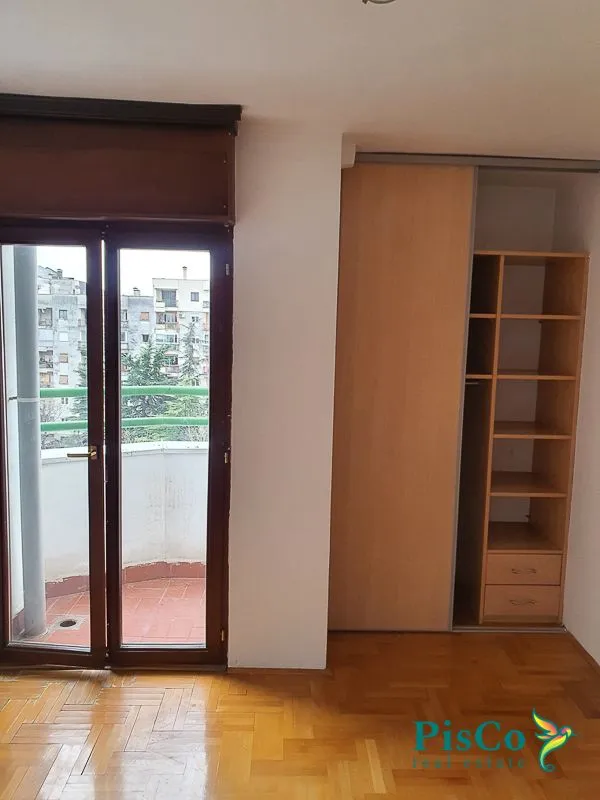 Prodaja, trosoban stan, 105m², Blok 6, Podgorica