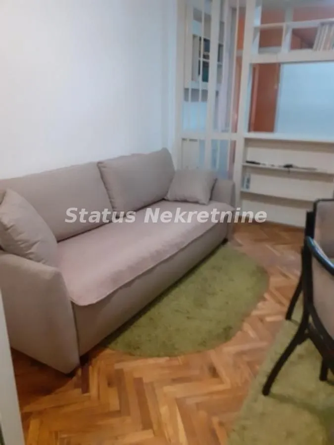 Izdavanje, jednosoban stan, 40m², Novo naselje, Novi Sad