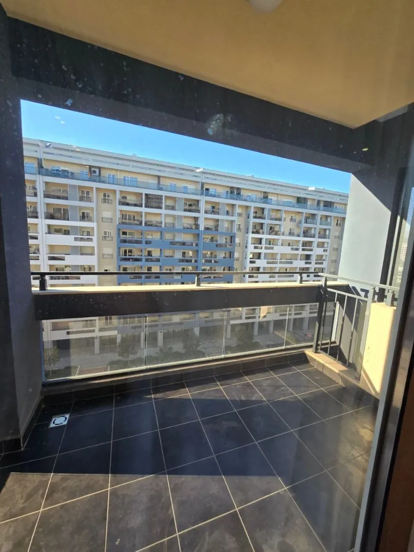 Izdavanje, jednosoban stan, 52m², Master Kvart, Podgorica