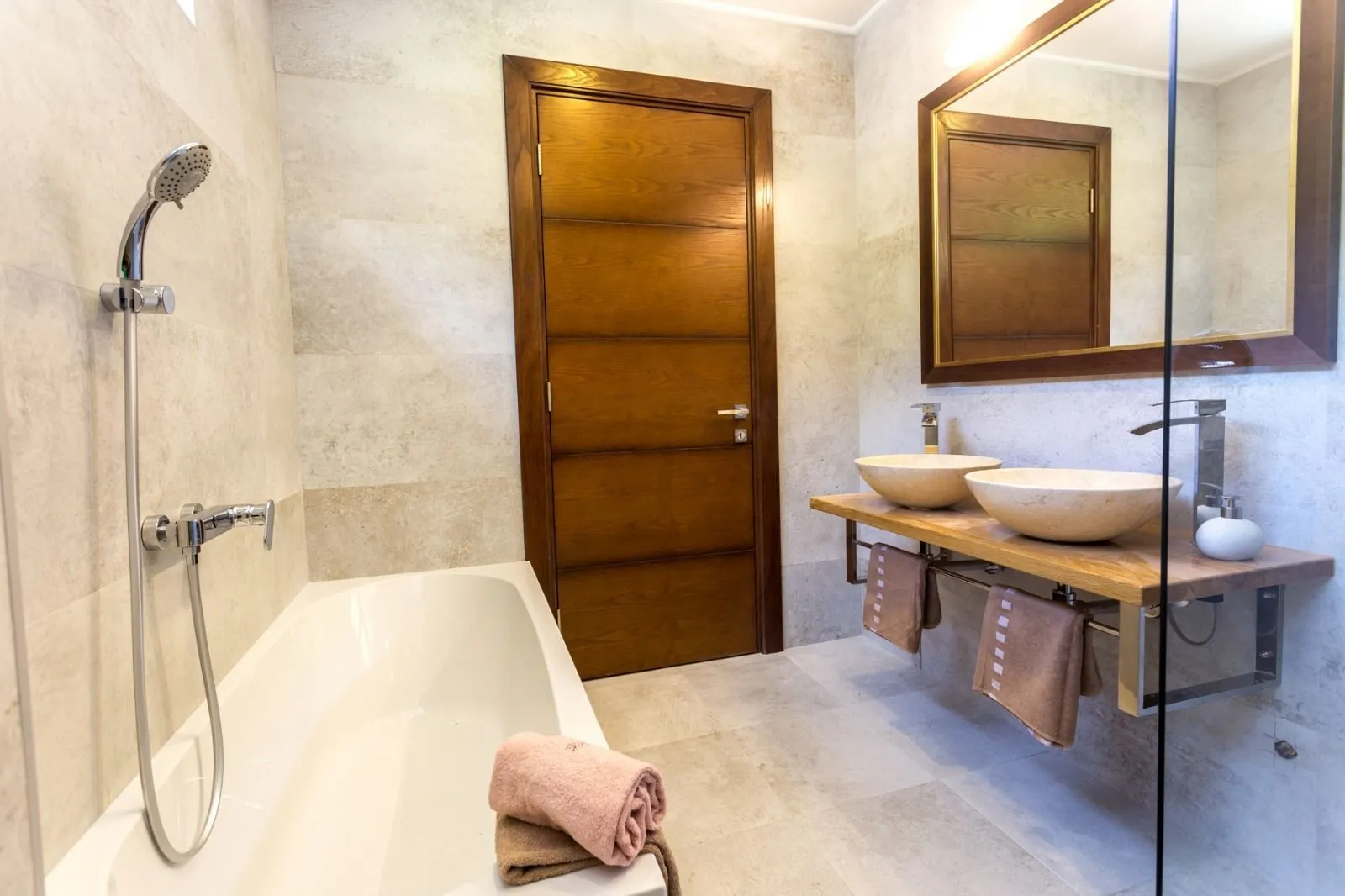 Prodaja, kuća, 360m², Đenovići, Herceg Novi
