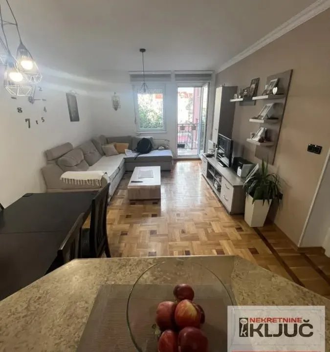Prodaja, dvosoban stan, 58m², Nova Detelinara, Novi Sad Sve Podlokacije
