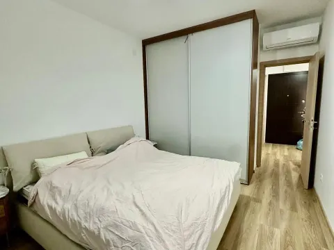 Rent, one bedroom apartment, 50m², Boreti, Budva - image 8