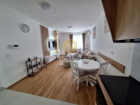 Izdavanje, jednosoban stan, 48m², Stari Aerodrom, Podgorica - image 6