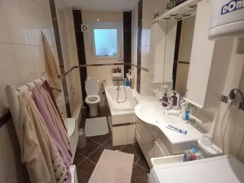 Prodaja, trosoban stan, 85m², Stari grad, Novi Sad - image 13