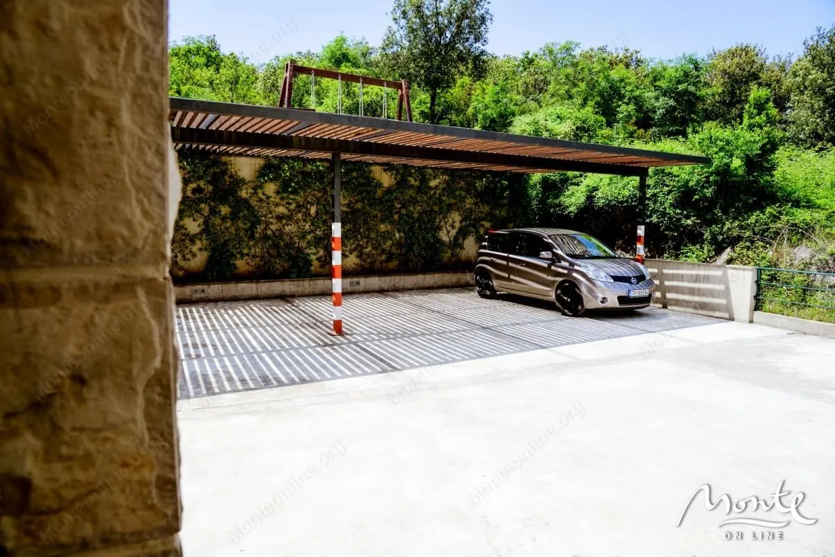 Sale, two bedroom apartment, 74m², Krašići, Tivat