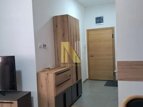 Izdavanje, dvosoban stan, 44m², Centar, Novi Sad - image 6