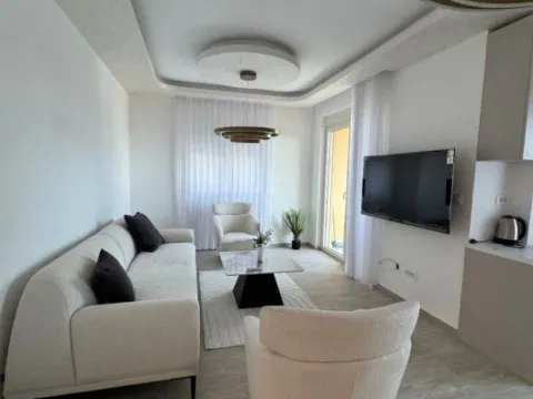Sale, two bedroom apartment, 75m², Bečići, Budva - image 11