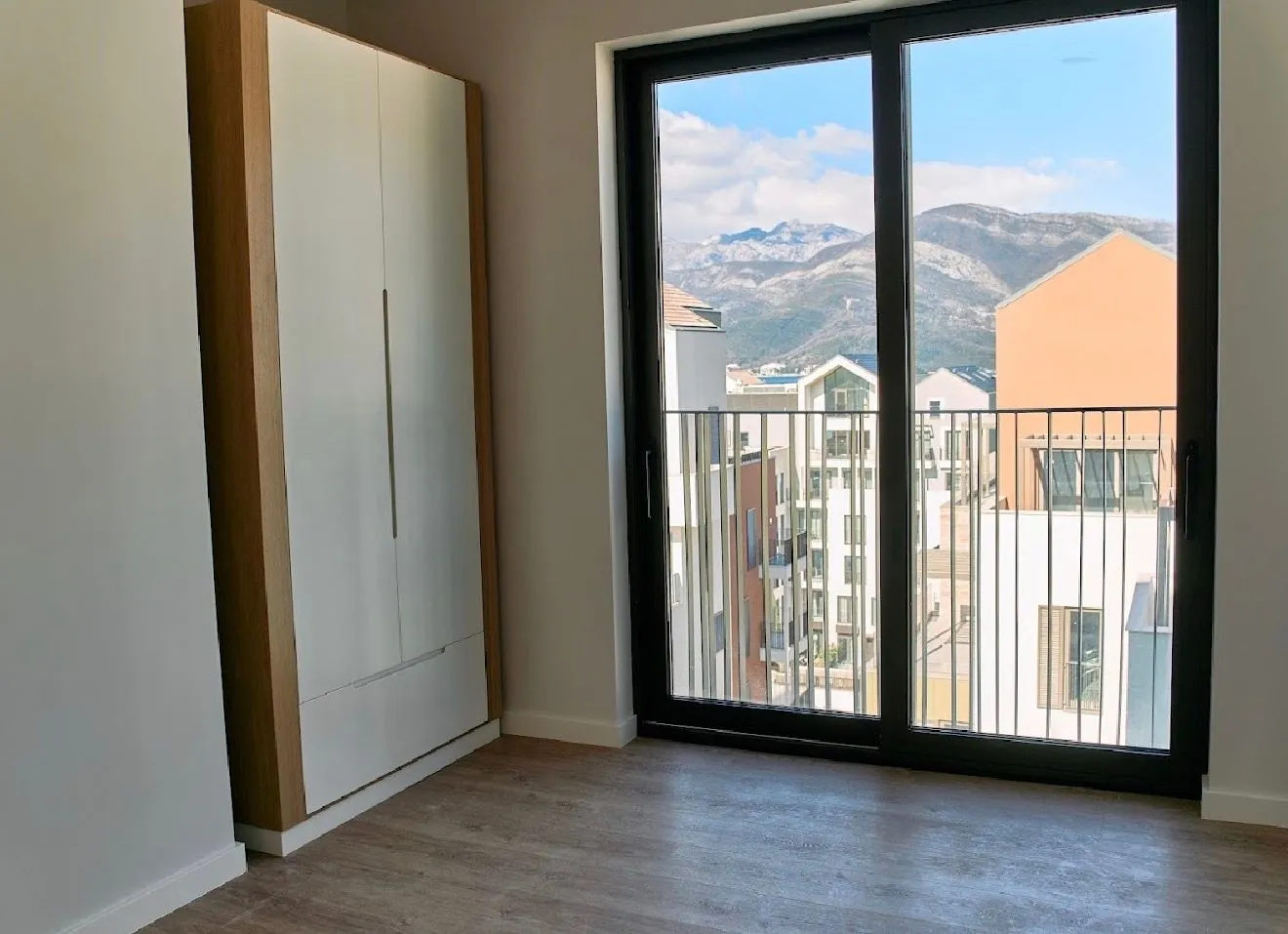 Prodaja, dvosoban stan, 102m², Boka Place, Tivat