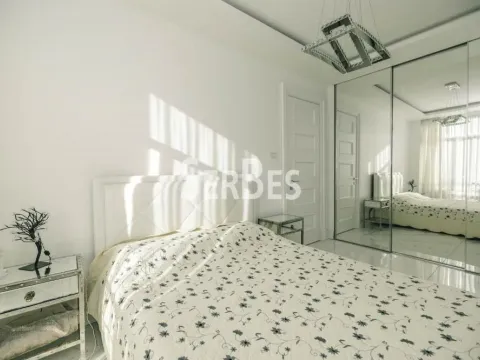 Izdavanje, stan, 360m², Socijalno, Novi Sad Sve Podlokacije - image 7