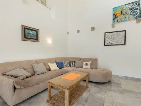 Sale, house, 800m², Prčanj, Kotor - image 15