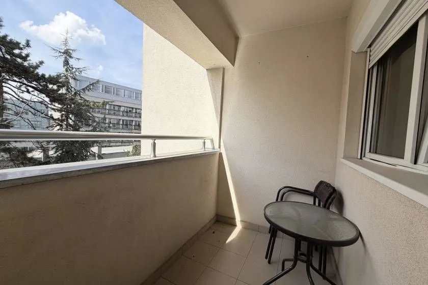 Rent, two bedroom apartment, 49m², Voždovac Sve Podlokacije, Beograd