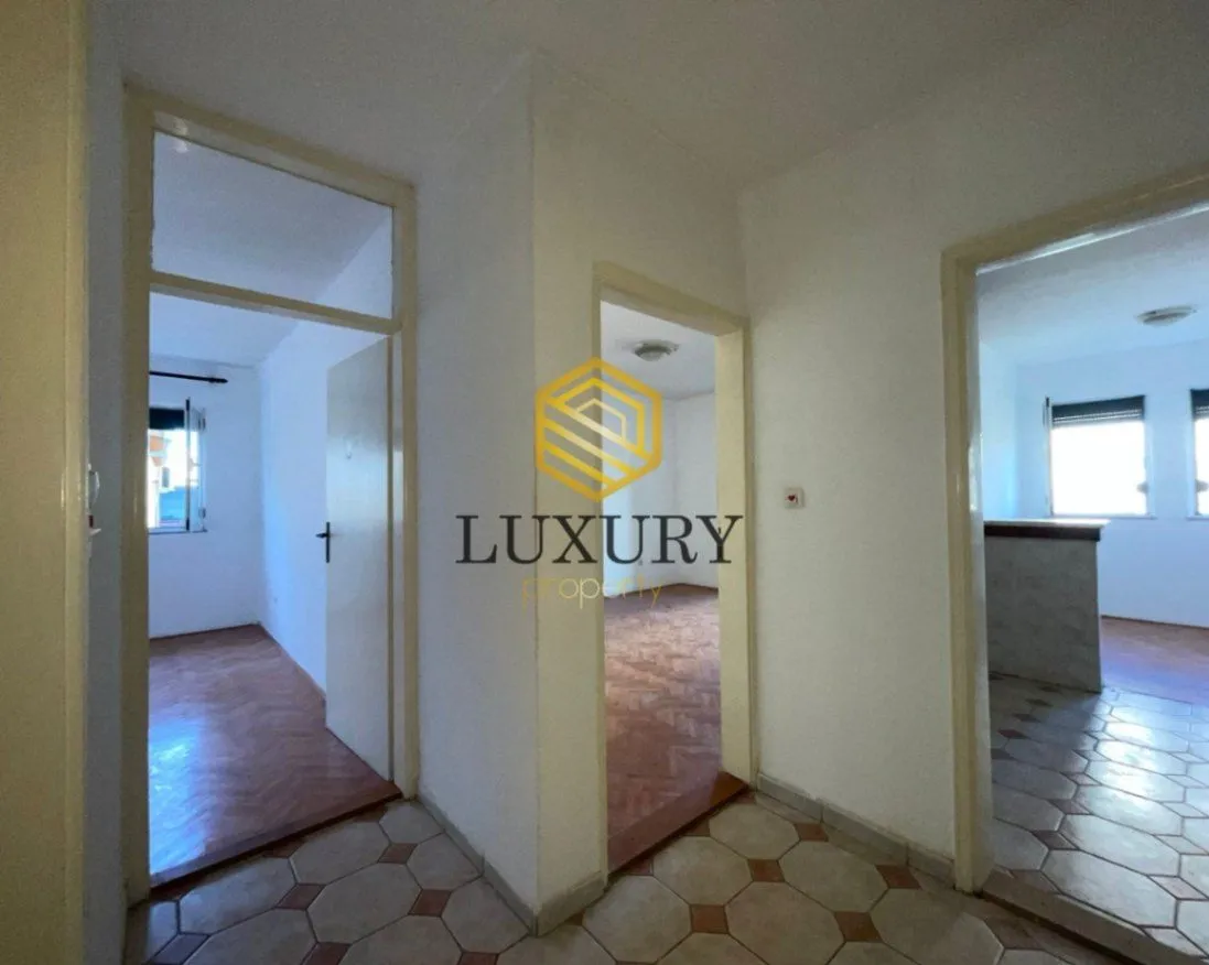 Prodaja, jednosoban stan, 52m², Stari Aerodrom, Podgorica