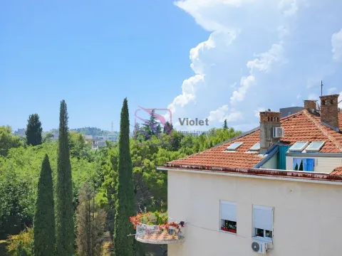 Prodaja, trosoban stan, 67m², Centar, Podgorica - image 3