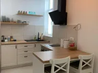 Izdavanje, dvosoban stan, 57m², Zemun Centar, Zemun Sve Podlokacije - image 12