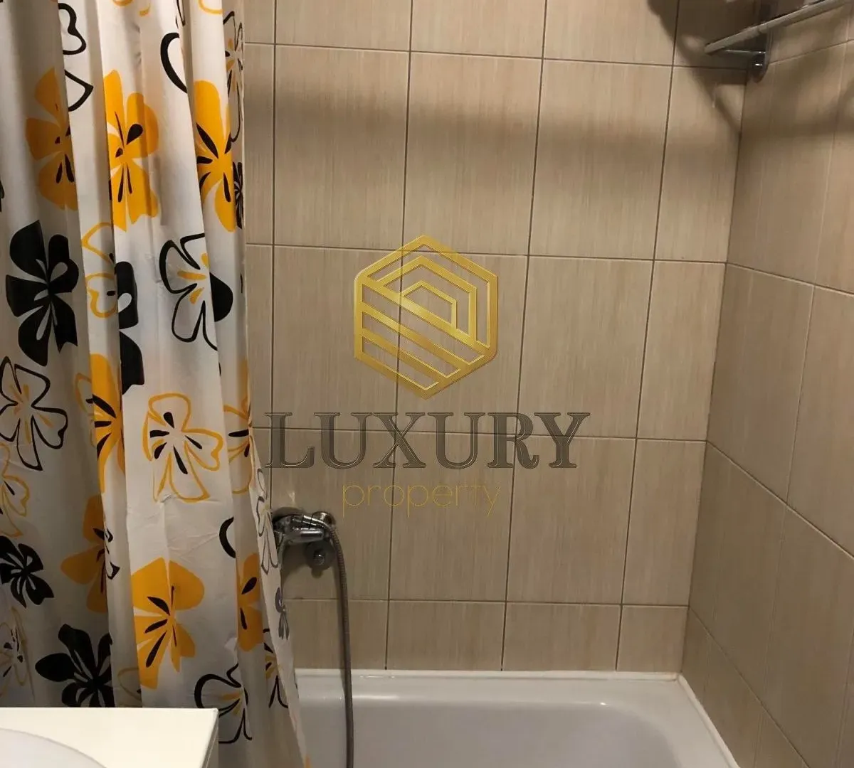 Izdavanje, jednosoban stan, 51m², City Kvart, Podgorica