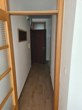 Rent, two bedroom apartment, 70m², Dalmatinska ulica, Podgorica - image 17