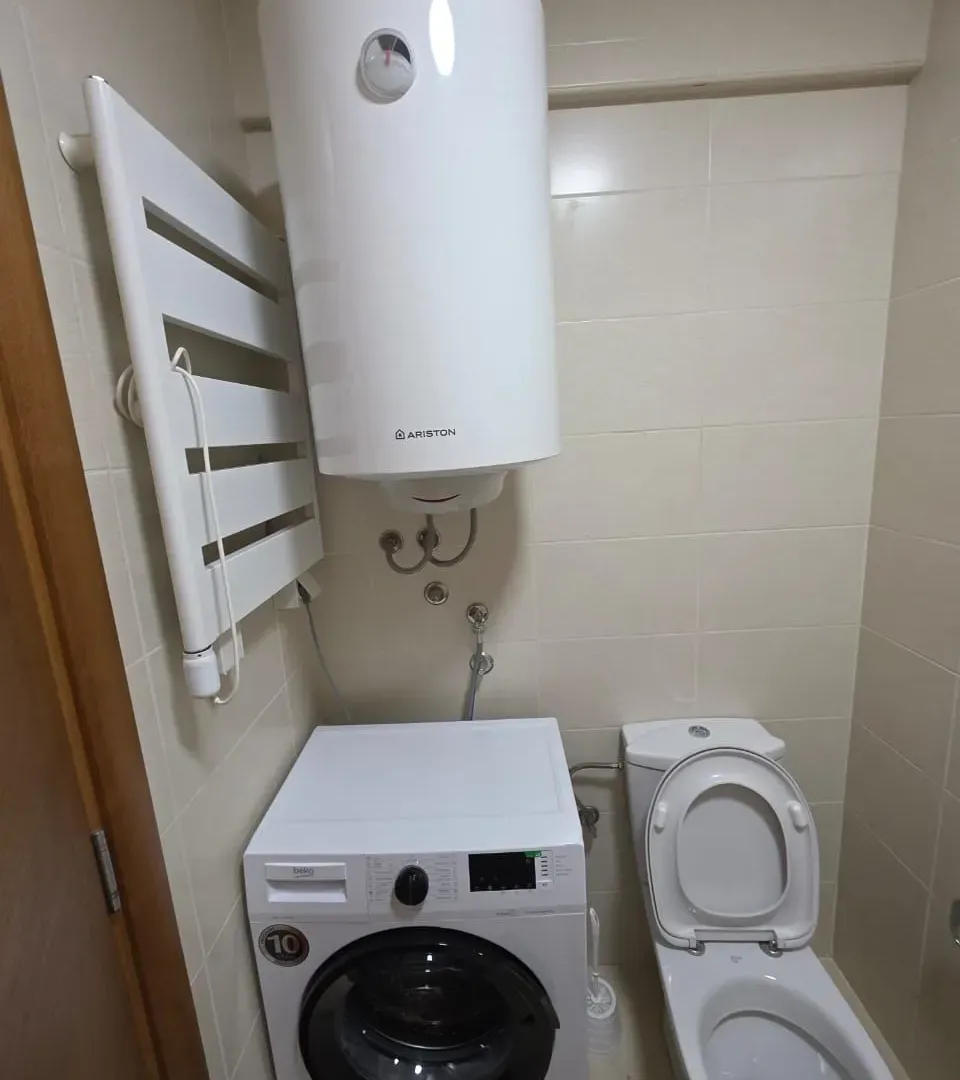 Izdavanje, jednosoban stan, 40m², Pobrežje, Podgorica