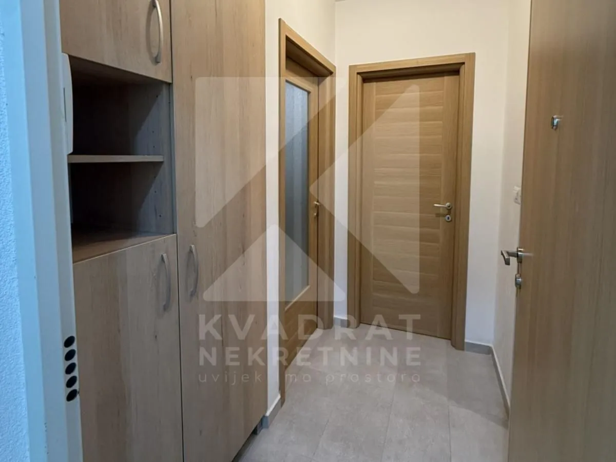 Rent, one bedroom apartment, 46m², Stari Aerodrom, Podgorica