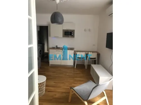 Izdavanje, stan, 31m², Stari Grad, Beograd - image 2